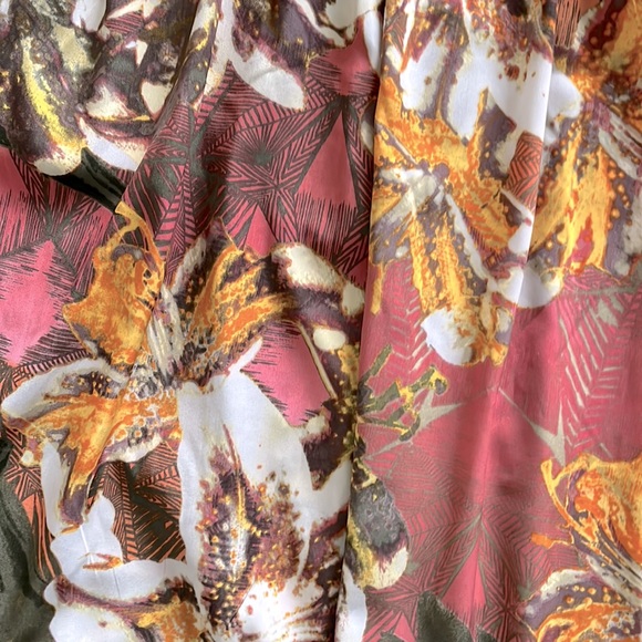 BB Dakota Stillman Orchid Printed Strapless Dress Size 4 - Picture 7 of 11